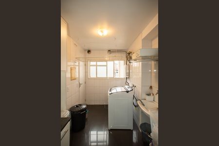 Apartamento à venda com 115m², 3 quartos e 2 vagas Apartamento à venda com 115m², 3 quartos e 2 vagasÁrea de Serviço