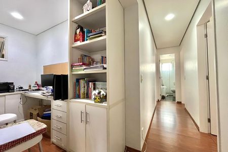 Apartamento à venda com 115m², 3 quartos e 2 vagas Apartamento à venda com 115m², 3 quartos e 2 vagasCorredor