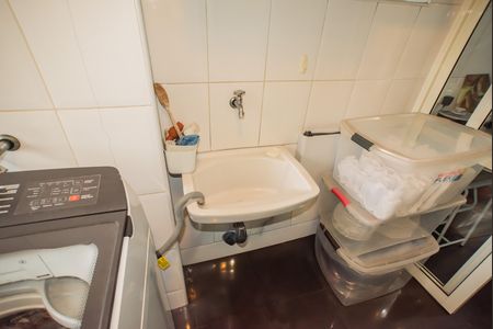 Apartamento à venda com 115m², 3 quartos e 2 vagas Apartamento à venda com 115m², 3 quartos e 2 vagasÁrea de Serviço