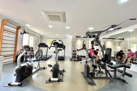 Apartamento à venda com 115m², 3 quartos e 2 vagas Apartamento à venda com 115m², 3 quartos e 2 vagasÁrea comum - Academia