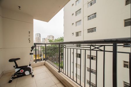Apartamento à venda com 115m², 3 quartos e 2 vagas Apartamento à venda com 115m², 3 quartos e 2 vagasVaranda