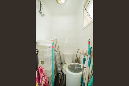 Apartamento à venda com 115m², 3 quartos e 2 vagas Apartamento à venda com 115m², 3 quartos e 2 vagasBanheiro de Serviço