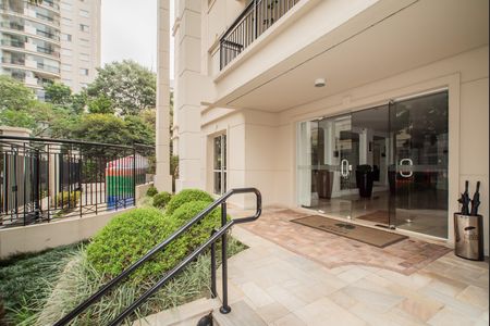 Apartamento à venda com 115m², 3 quartos e 2 vagas Apartamento à venda com 115m², 3 quartos e 2 vagasHall de entrada