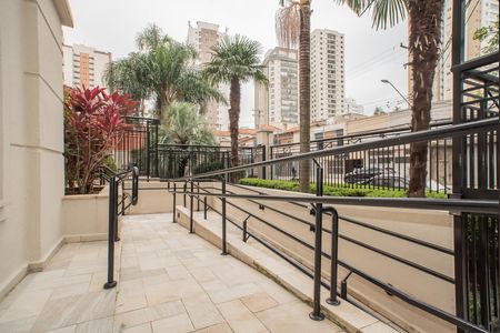 Apartamento à venda com 115m², 3 quartos e 2 vagas Apartamento à venda com 115m², 3 quartos e 2 vagasHall de entrada - Rampa de acesso