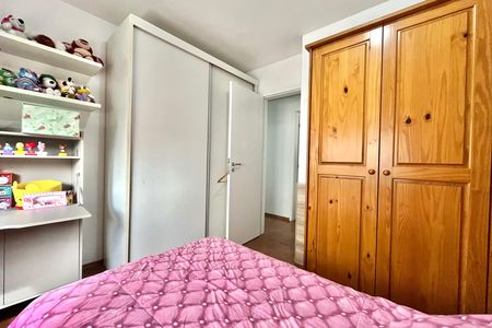 Apartamento à venda com 115m², 3 quartos e 2 vagas Apartamento à venda com 115m², 3 quartos e 2 vagasQuarto 2