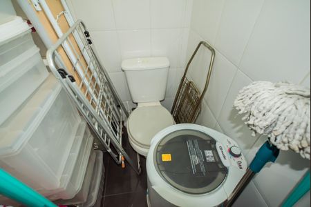 Apartamento à venda com 115m², 3 quartos e 2 vagas Apartamento à venda com 115m², 3 quartos e 2 vagasBanheiro de Serviço