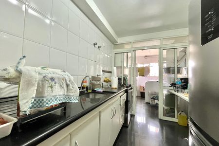 Apartamento à venda com 115m², 3 quartos e 2 vagas Apartamento à venda com 115m², 3 quartos e 2 vagasCozinha