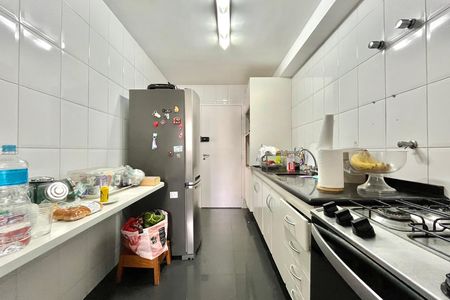 Apartamento à venda com 115m², 3 quartos e 2 vagas Apartamento à venda com 115m², 3 quartos e 2 vagasCozinha