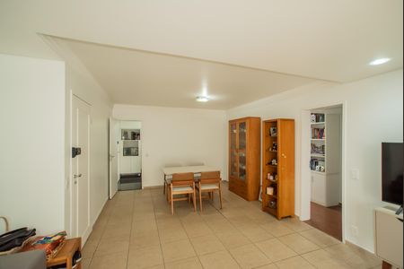 Apartamento à venda com 115m², 3 quartos e 2 vagas Apartamento à venda com 115m², 3 quartos e 2 vagasSala