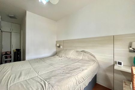 Apartamento à venda com 115m², 3 quartos e 2 vagas Apartamento à venda com 115m², 3 quartos e 2 vagasSuite