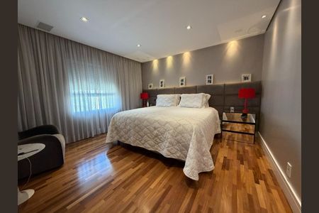 Apartamento à venda com 204m², 3 quartos e 4 vagas