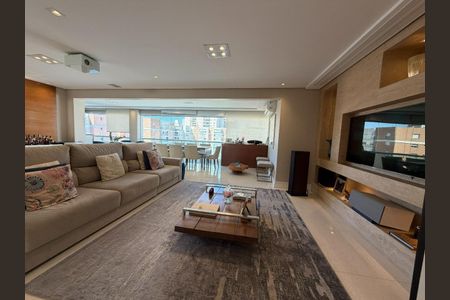 Apartamento à venda com 204m², 3 quartos e 4 vagas