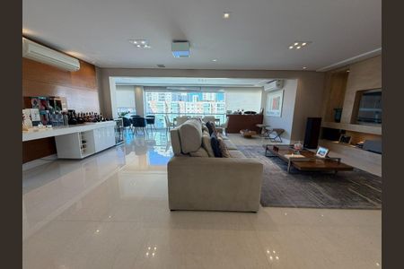 Apartamento à venda com 204m², 3 quartos e 4 vagas