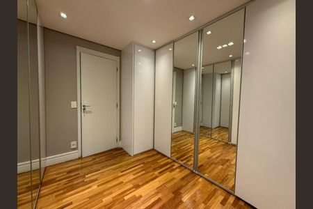 Apartamento à venda com 204m², 3 quartos e 4 vagas