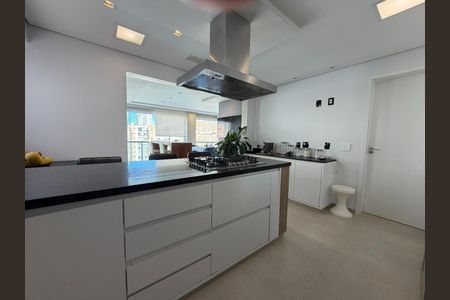 Apartamento à venda com 204m², 3 quartos e 4 vagas