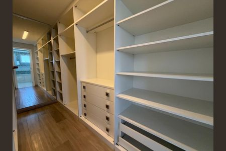 Apartamento à venda com 284m², 4 quartos e 4 vagas