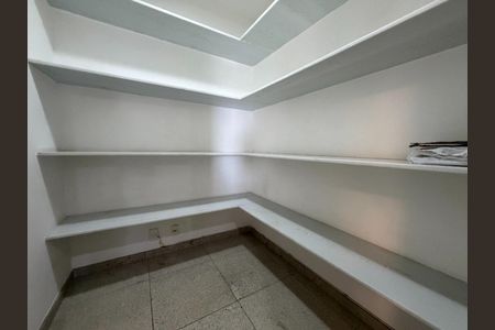 Apartamento à venda com 284m², 4 quartos e 4 vagas