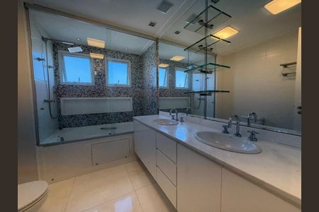 Apartamento à venda com 284m², 4 quartos e 4 vagas