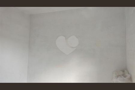 Apartamento à venda com 2 quartos, 33m² em Parque Sao Domingos, São Paulo