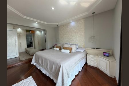 Apartamento à venda com 320m², 4 quartos e 4 vagas
