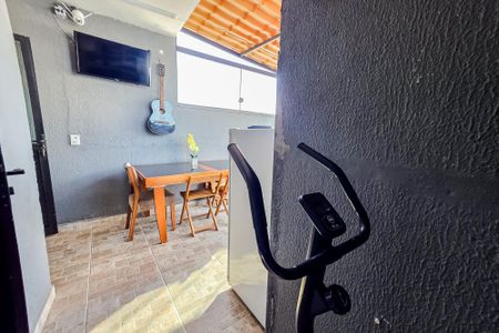 Apartamento à venda com 80m², 2 quartos e 1 vaga