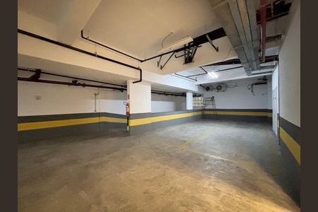 Apartamento à venda com 75m², 2 quartos e 1 vaga Apartamento à venda com 75m², 2 quartos e 1 vagaGaragem