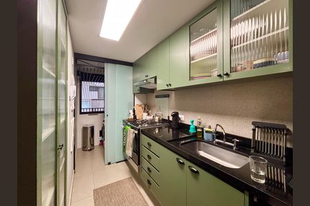 Apartamento à venda com 75m², 2 quartos e 1 vaga Apartamento à venda com 75m², 2 quartos e 1 vagaCozinha
