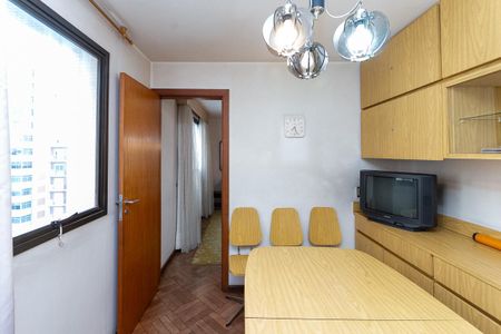 Apartamento à venda com 220m², 3 quartos e 2 vagasCopa