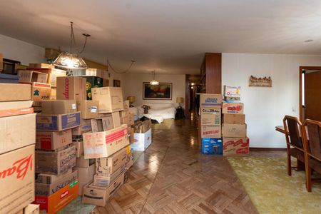 Apartamento à venda com 220m², 3 quartos e 2 vagasSala