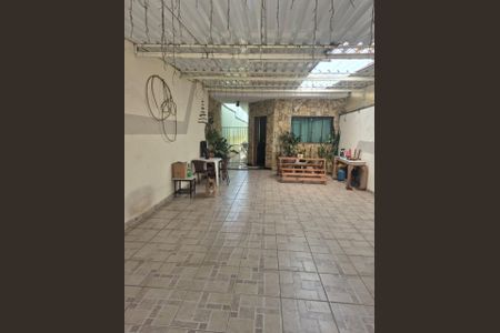 Área externa de casa à venda com 4 quartos, 270m² em Vila Esperança, São Paulo