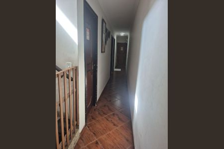 Corredor de casa à venda com 4 quartos, 270m² em Vila Esperança, São Paulo