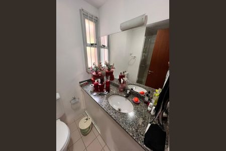 Apartamento para alugar com 69m², 2 quartos e 1 vaga Apartamento para alugar com 69m², 2 quartos e 1 vagaBanheiro