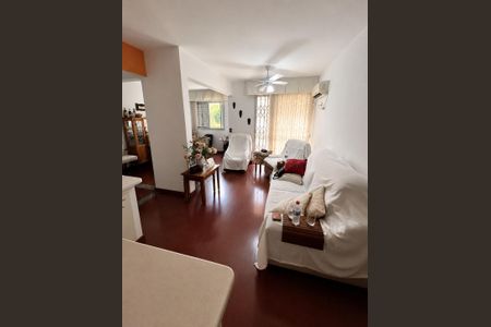 Apartamento para alugar com 69m², 2 quartos e 1 vaga Apartamento para alugar com 69m², 2 quartos e 1 vagaSala
