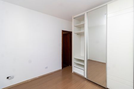 Casa à venda com 300m², 4 quartos e 5 vagas Casa à venda com 300m², 4 quartos e 5 vagasSuíte 1