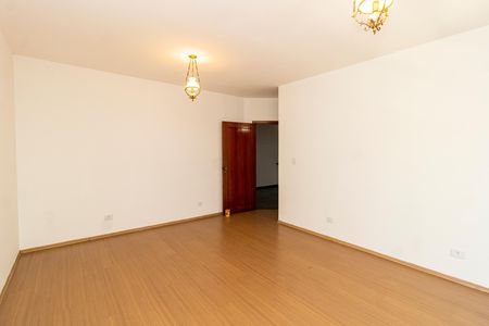 Casa à venda com 300m², 4 quartos e 5 vagas Casa à venda com 300m², 4 quartos e 5 vagasSuíte 3