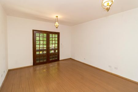 Casa à venda com 300m², 4 quartos e 5 vagas Casa à venda com 300m², 4 quartos e 5 vagasSuíte 3