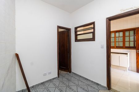 Casa à venda com 300m², 4 quartos e 5 vagas Casa à venda com 300m², 4 quartos e 5 vagasQuarto de Serviço