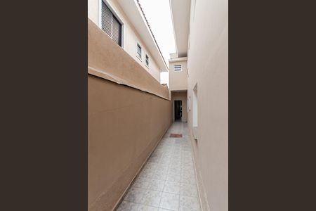 Casa para alugar com 40m², 1 quarto e sem vaga Casa para alugar com 40m², 1 quarto e sem vagaCorredor