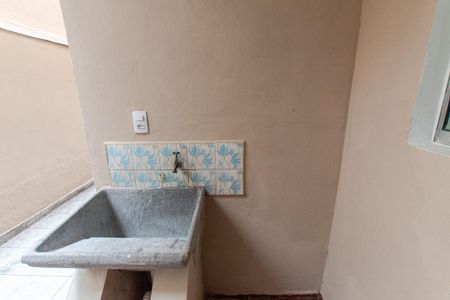 Casa para alugar com 40m², 1 quarto e sem vaga Casa para alugar com 40m², 1 quarto e sem vagaÁrea de Serviço