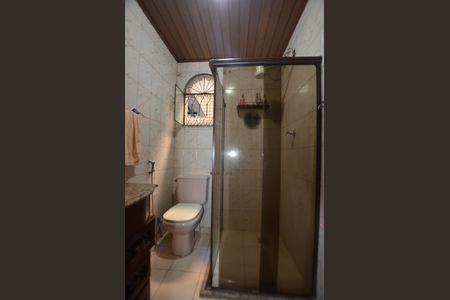 Casa à venda com 350m², 5 quartos e 8 vagasBanheiro