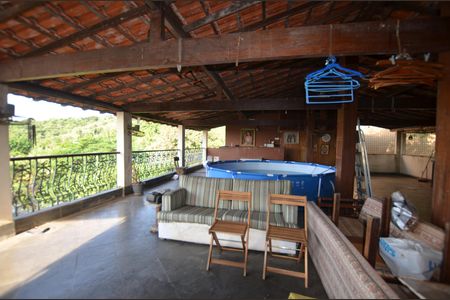 Casa à venda com 350m², 5 quartos e 8 vagasTerraço Goumert