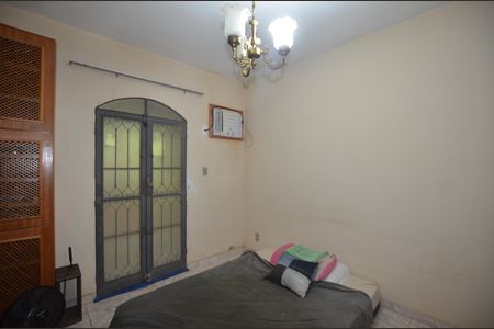 Casa à venda com 350m², 5 quartos e 8 vagasQuarto 2