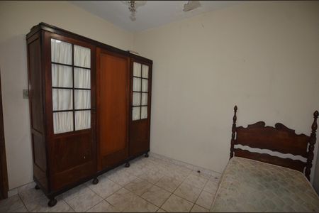 Casa à venda com 350m², 5 quartos e 8 vagasQuarto 3
