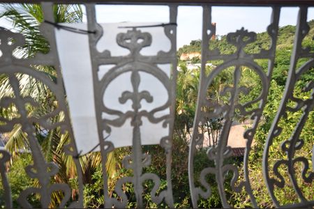 Casa à venda com 350m², 5 quartos e 8 vagasPlaca Instalada