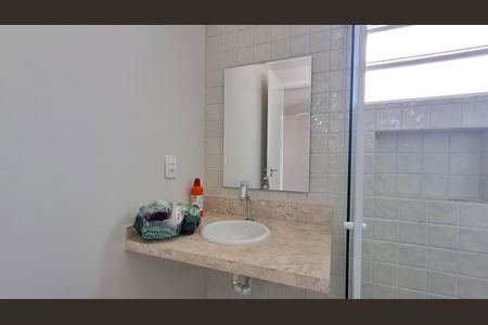 Apartamento à venda com 120m², 3 quartos e 2 vagas Apartamento à venda com 120m², 3 quartos e 2 vagasBanheiro da Suíte