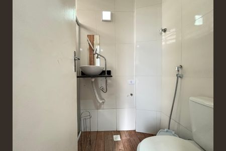 Banheiro de apartamento à venda com 1 quarto, 20m² em Copacabana, Rio de Janeiro