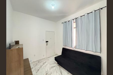 Apartamento à venda com 45m², 1 quarto e sem vagaSala