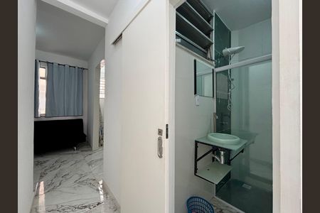 Apartamento à venda com 45m², 1 quarto e sem vagaBanheiro social