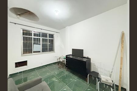 Apartamento à venda com 70m², 1 quarto e sem vagaSala