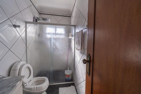 Banheiro de casa à venda com 3 quartos, 180m² em Vila Sao Francisco, São Paulo